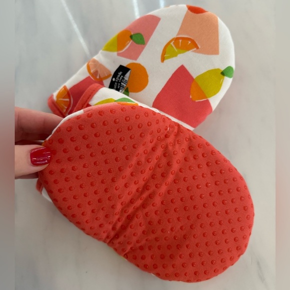 NWT Kate Spade Citrus Kitchen Towels (2) and Mini Mitt Pot Holder Set - Picture 4 of 6